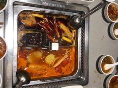 -海底捞火锅(关山保利店)