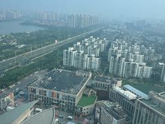 -天津梅江中心皇冠假日酒店