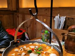 -老滇山寨•云南特色菜•地方菜•民族风情歌舞表演(金碧店)