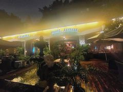 -火车头法国西餐厅