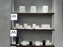 -M Stand (广州白云五号店)