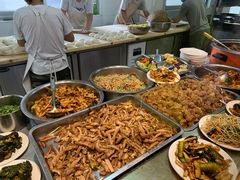 自助取餐区-王三姑牛肉饼