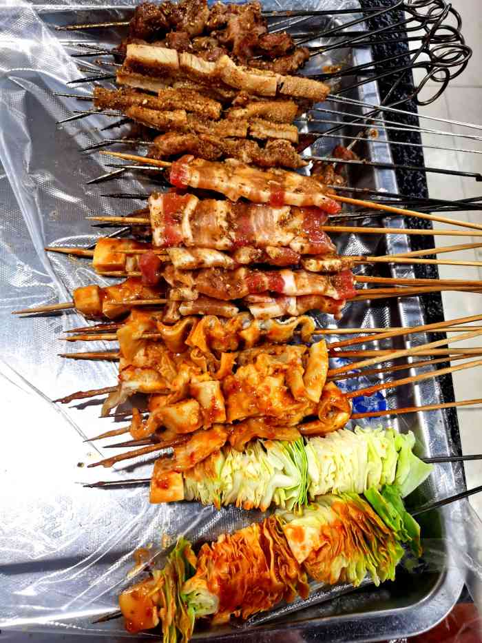 淄博探店犇羴鱻馕坑烧烤名不虚传