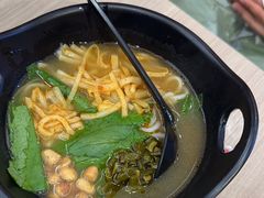 -桂在香知桂林米粉(红博中央公园店)