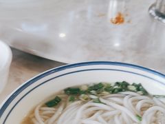 -香辉食馆(新兴路店)