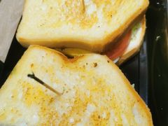 -The Habit Burger Grill 哈比特汉堡(爱琴海店)