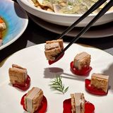 笑死，公司尾牙竟然选了我家的年夜饭餐厅