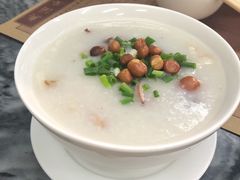艇仔粥-黄枝记(议事亭前地店)