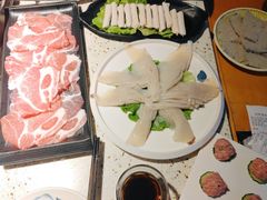 -二荆条·蜀鲜汇城市森林火锅