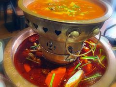 -巴四老城区炭火蛙锅(张江店)