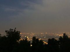 -鬼笑石后山停车场