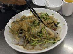 -屯老二农家铁锅炖·行业领军者(梅江店)