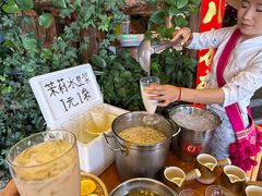 -老滇山寨•云南特色菜•地方菜•民族风情歌舞表演(金碧店)