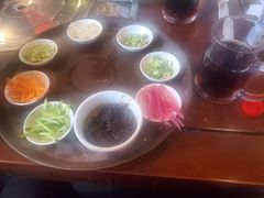 -亿诣蝎府炸酱面羊蝎子火锅(酷车小镇店)