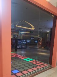 点击看大图 -趣动方格·跳格子(同城街华联店)