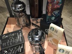 -星巴克臻选(南京金茂览秀城店)