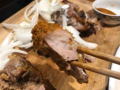 巴柯祖传焖烤羊腿-纳瓦新疆菜(银都店)