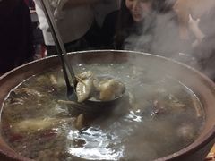 -威邵鸡煲(西华路总店)