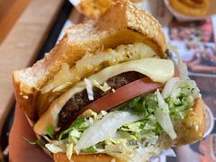 -The Habit Burger Grill 哈比特汉堡(复兴soho店)