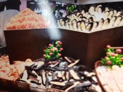 -新艺自助美食城(中山路店)