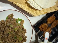 -丁里羊肉小镇(天鹅湖总店)
