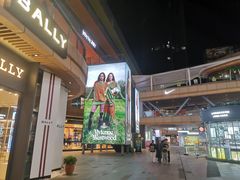 -砂之船奥莱(南京江宁店)