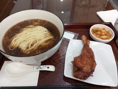 -百年老字号·观振兴蟹黄面·三虾面·苏式面(观前街富仁坊巷店)