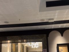-万泊酒店(长沙五一广场国金中心店)