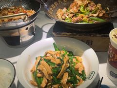 -费大厨辣椒炒肉(高铁吾悦广场店)