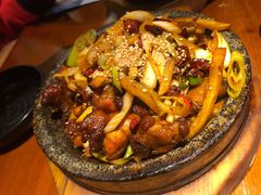 韩式瓦香鸡-鑫日千里马朝鲜族小馆(总店)