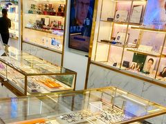 -世纪大明眼镜·林德伯格·蔡司官方授权店(武昌旗舰店)