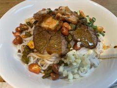 -牛八宝桂林米粉(八里庄店)