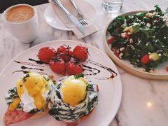 牛油果羽衣甘蓝沙拉-The Rug Cafe(王府中环店)