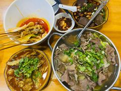 -张公桥美食街
