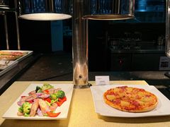 -BLU 全日制餐厅(上海安曼纳卓悦酒店)