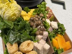 -烹然四季椰子鸡火锅(团结湖总店)