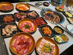 -滋之黑猪自助烤肉(城厢万达店)