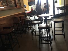 用餐区-星巴克(无锡百联奥特莱斯店)