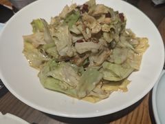 -黄泥岗·地道湖北菜(奥特莱斯店)