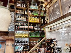 -玛格萝妮比萨屋(四平店)
