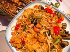 炒螺蛳粉-柳喜辣·烧烤酒局(跃进总店)