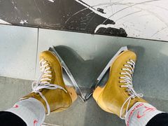 -冠军冰场CHAMPION RINK(百联又一城店)