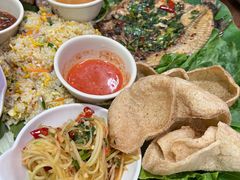 -沐毫傣泐云南菜孔雀宴•手抓饭傣味烧烤(曼听公园店)