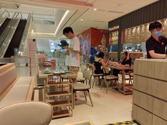 -潮界(LU·ONE凯德晶萃广场店)