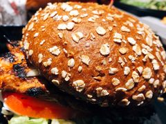 -The Habit Burger Grill 哈比特汉堡(复兴soho店)