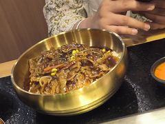 -臻牛烤肉