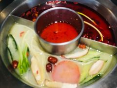 -佬土鹅肠火锅(扬中步行街店)