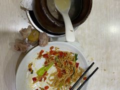 鸡蛋火腿剁椒炒粉-南昌特色煨汤(马台街店)