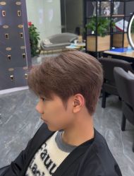 -藤野造型烫染·漂发