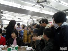 等位区-香港蓮香樓(上環店)